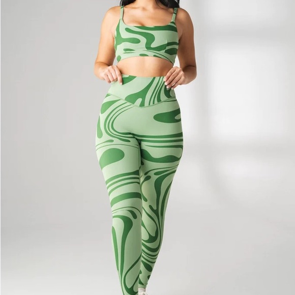 Vitality NWT Ascend Pant Botanical SMALL - Picture 2 of 9